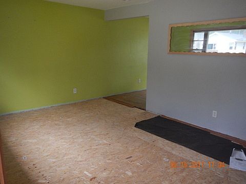 5th image of 2600 Marion St