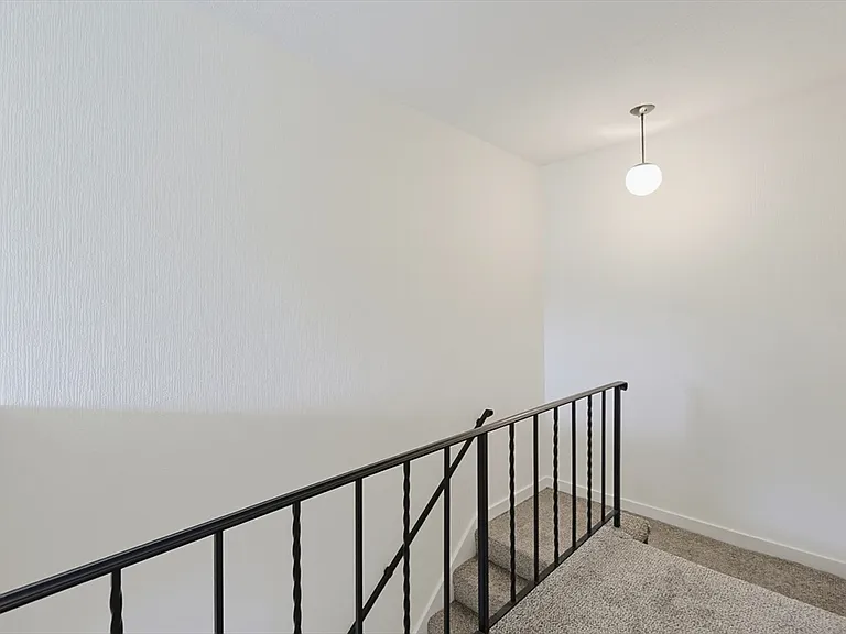 52 Rosewood Dr #52 — Photo 31