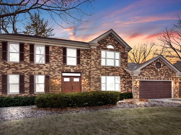 875 Interlaken Dr, Lake Zurich, IL 60047