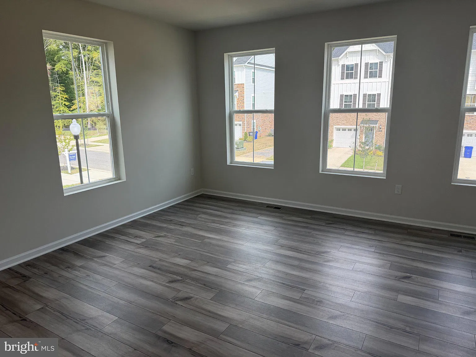 3 bed, 3.5 bath, 1871 sqft, $3,500 — Photo 4