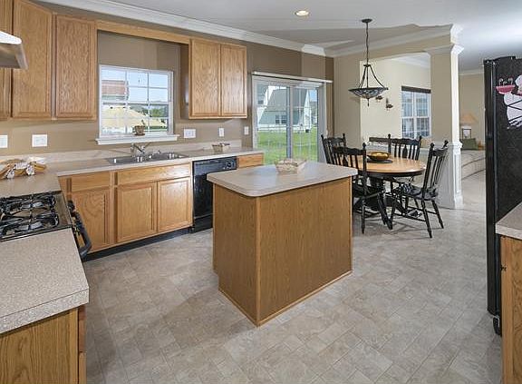 Kitchen - Alternate View