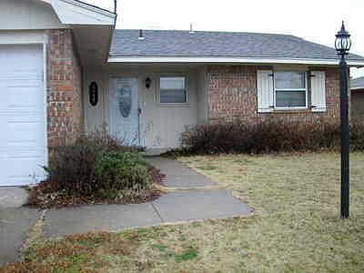 1st image of 6755 NW Compass Dr