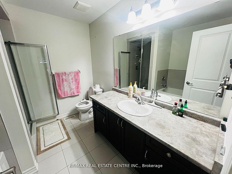 Brampton Townhouse for rent - 3 Bedrooms — photo 19