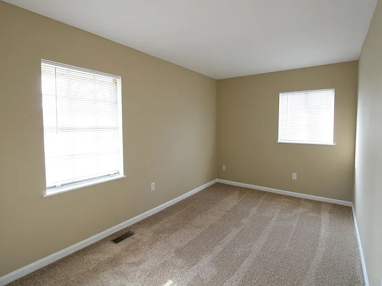 1804 Atkinson Dr — Photo 6