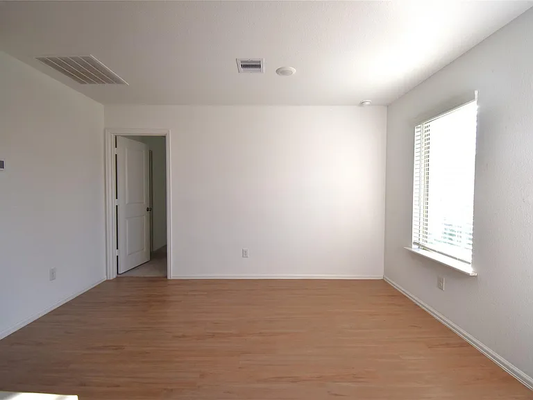 3326 Spanish Oak Ln — Photo 8