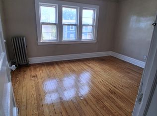 199 Smith St, Newark, NJ 07106