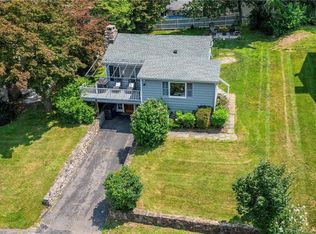 23 Longview Dr, Brookfield, CT 06804