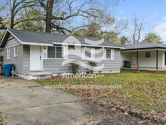 339555_002_front_view_13649531.jpg