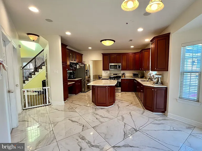 217 Truman Way — Photo 15