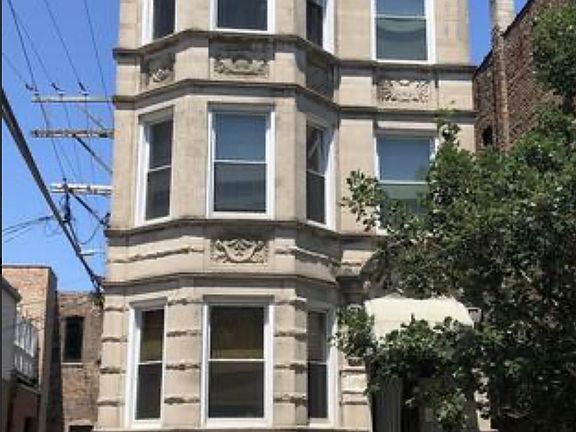 2nd image of 2346 W Taylor St #1F