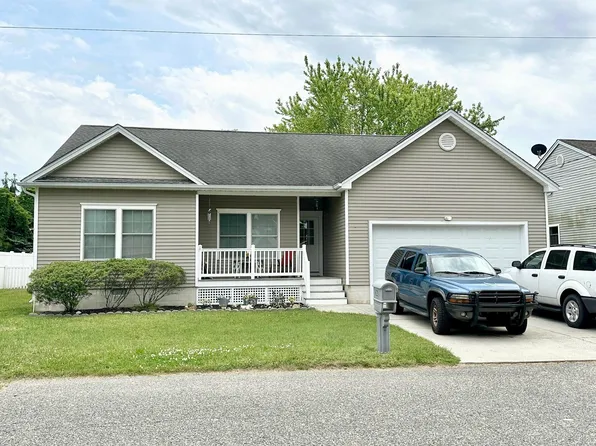 2404 Grove Ln, Villas, NJ 08251