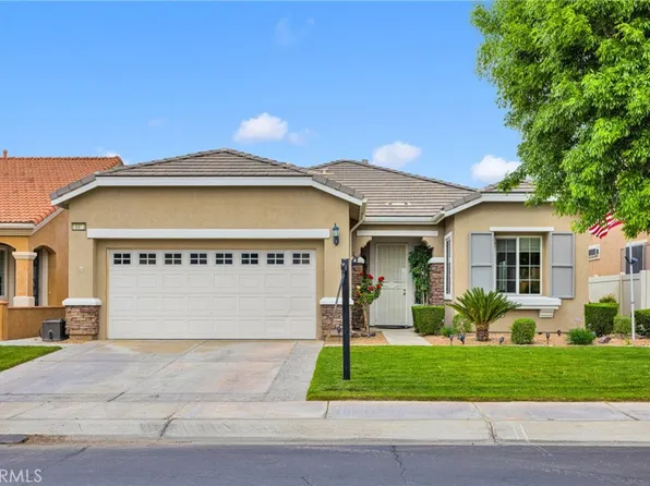 10863 Katepwa St, Apple Valley, CA 92308