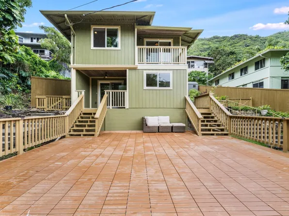 2465 Lamaku Pl, Honolulu, HI 96816