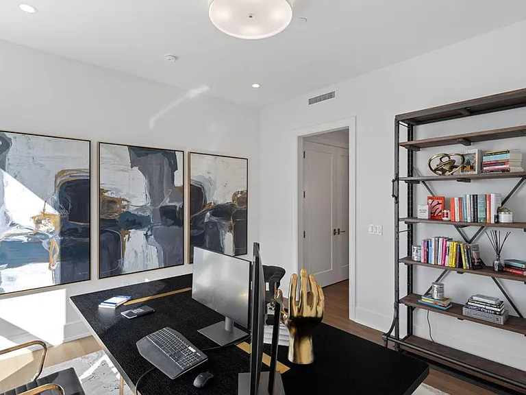 1111 W River Pkwy #11C — Photo 29