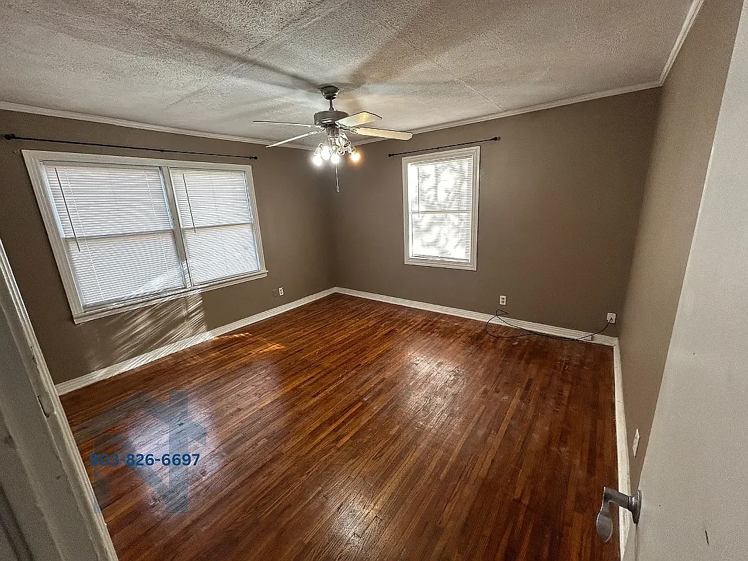 2 bed, 1200 sqft, $999 — Photo 4