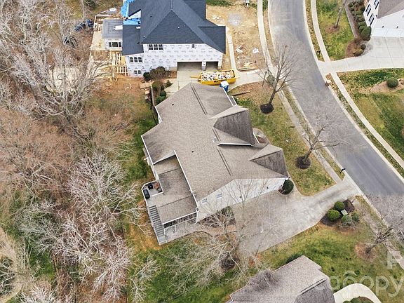 4th image of 8205 Sturminster Dr