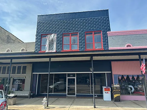 118 W Commerce St Photo 1