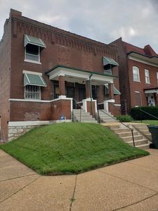 2928 N Taylor Ave, Saint Louis, MO, 63115
