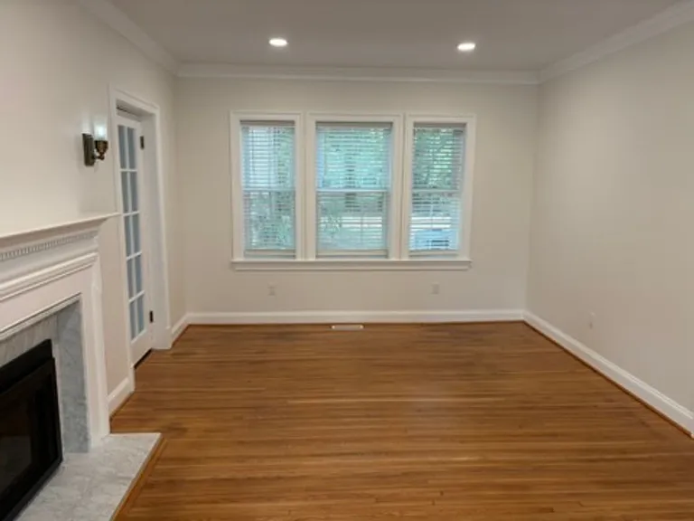 675 Evergreen Ave — Photo 6