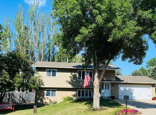 1301 12th St SW, Minot, ND 58701