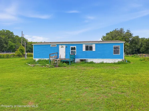 7120 20th St, Zephyrhills, FL 33540