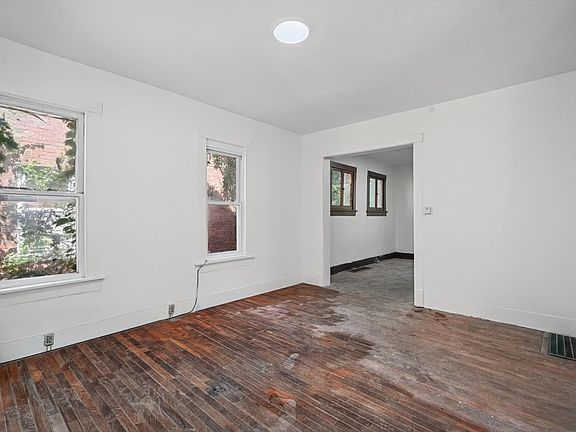 2nd image of 1908 N Union St