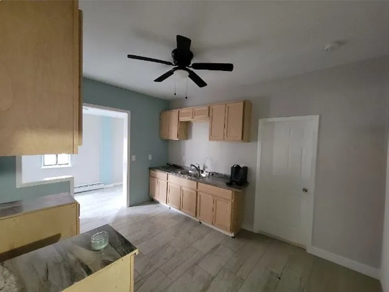 47 Williams St #1 — Photo 15