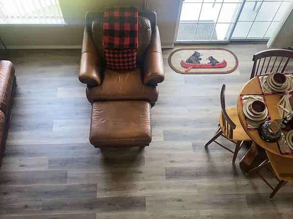 700 Fall Creek Dr APT 11, Branson, MO 65616