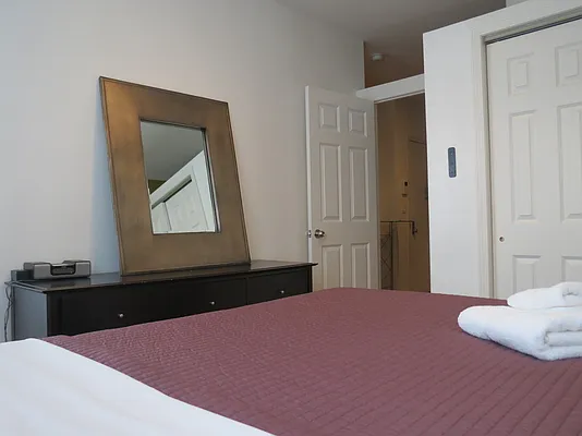 Rented by Uptown Flats LLC | media 12