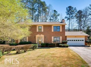 847 Lagoon Cir, Stone Mountain, GA 30083
