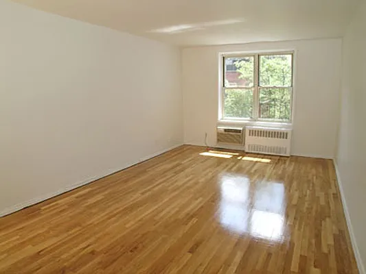 Rented by Barkoff Residential  | media 12