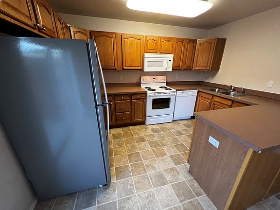 202_rockrimmon_unit_g_d_08172023