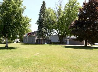 504 11th Ave, Howard Lake, MN 55349