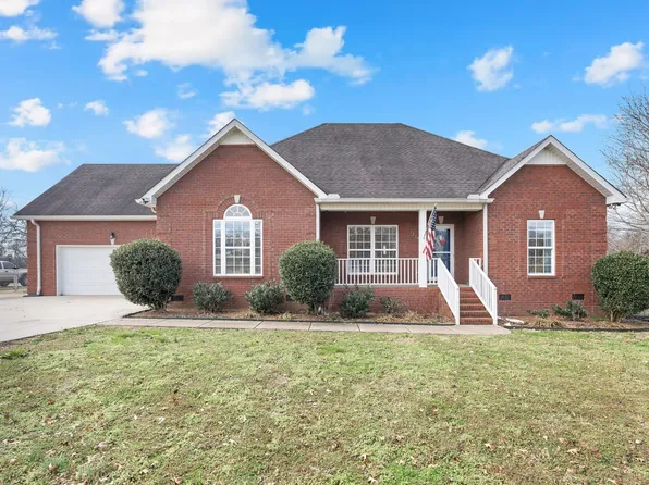 1219 Union St, Shelbyville, TN 37160