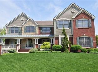 2028 Brantwood Dr, Hebron, KY 41048