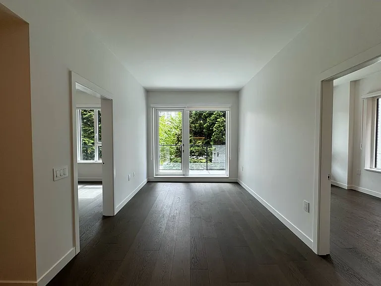 5168 Cambie St #213 — Photo 17