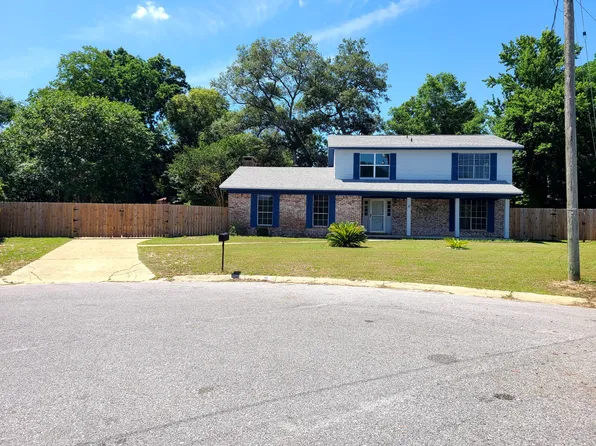 5 Cunningham Pl, Pensacola, FL 32506