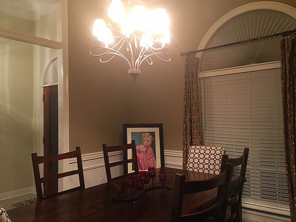 5th image of 351 Avalon Way