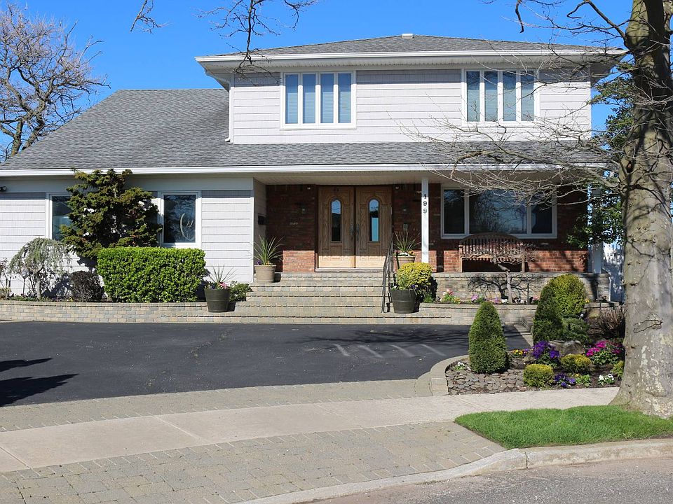 1st image of 199 Bayside Dr