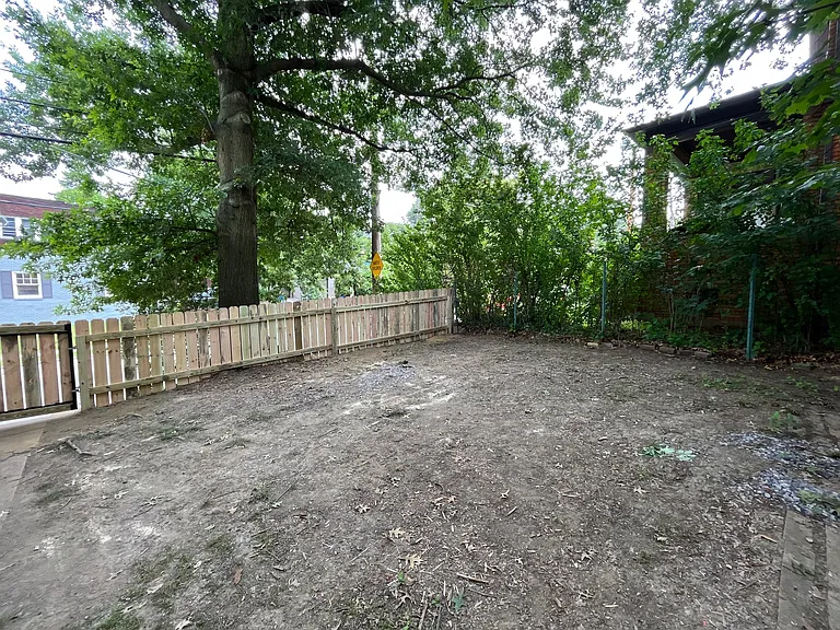 6846 Thomas Blvd #1 — Photo 29