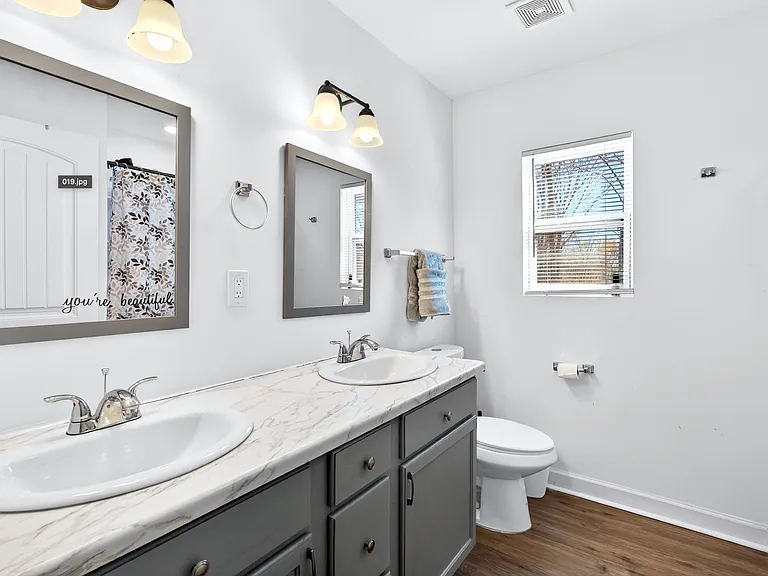 100 Parkstone Dr — Photo 12