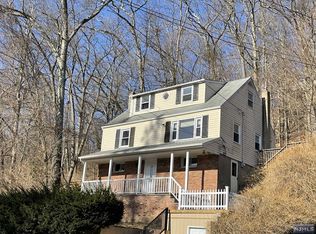 152 Skyline Lakes Dr, Ringwood, NJ 07456