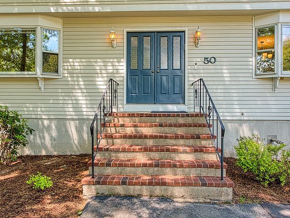 2nd image of 50 Arboro Dr