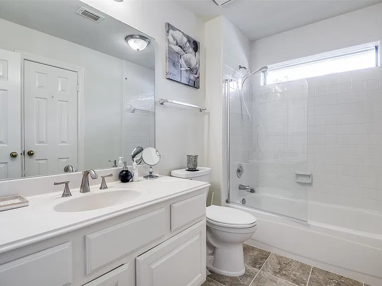 14202 Scarborough Fair St — Photo 34