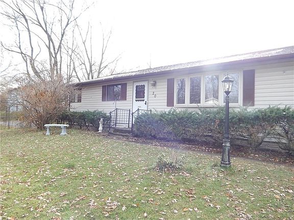 2nd image of 20 Green Aster Dr