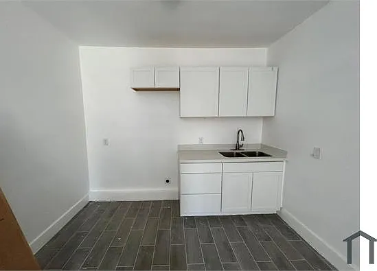 2 bed, 800 sqft, $1,025 — Photo 2