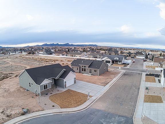 5th image of 1263 N 3625 West Cir