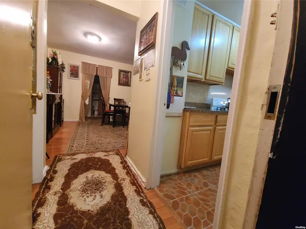 540 Ocean Parkway #2E, Brooklyn, NY 11218