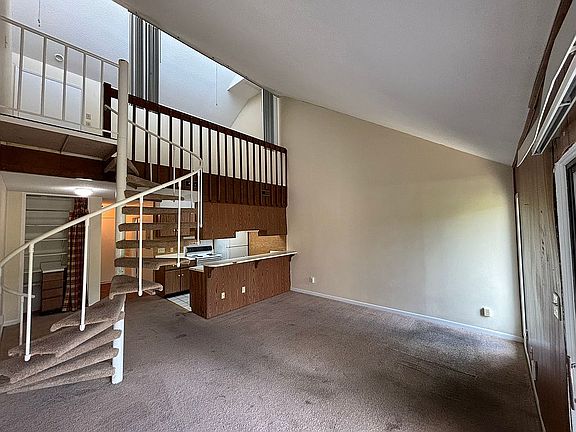2nd image of 3079 Huntleigh Dr