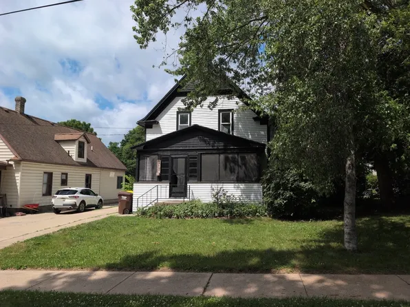 413 Baldie St, Ionia, MI 48846